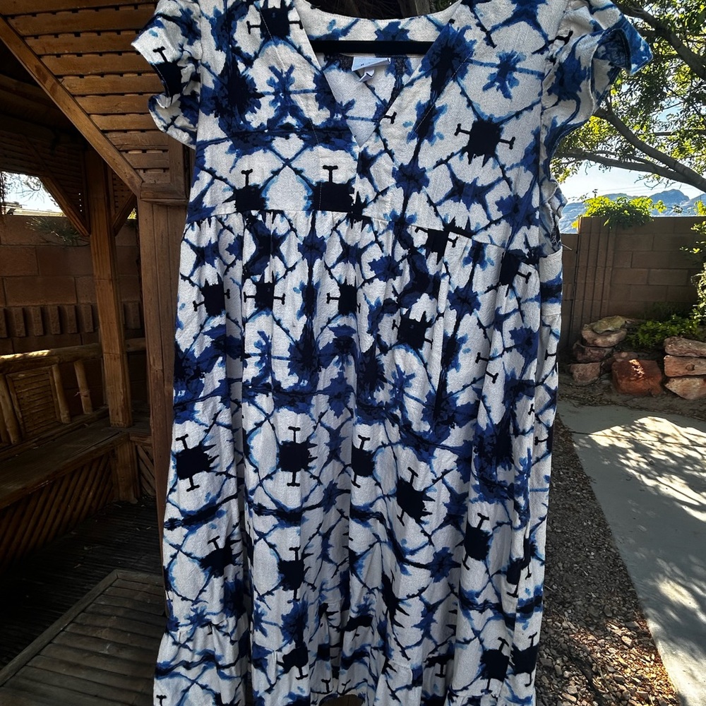 Blue and White Sleeveless Midi Sundress